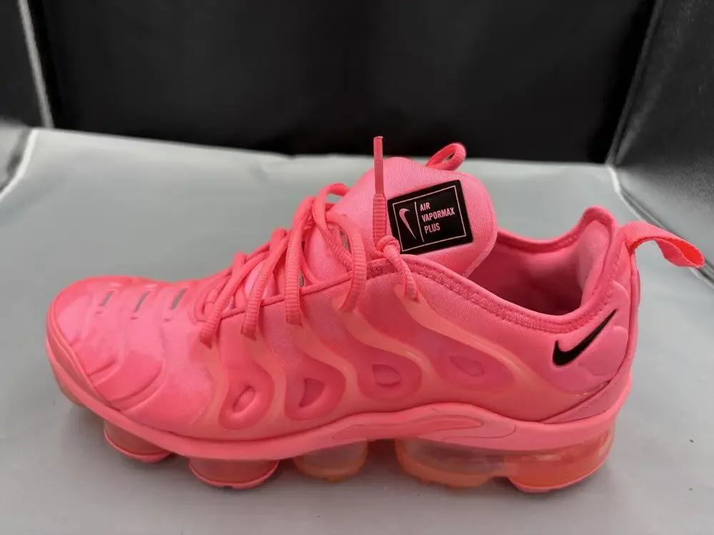 Nike Air VaporMax Plus Shoes Womens Size 7 Pink Running Sneaker Low Top